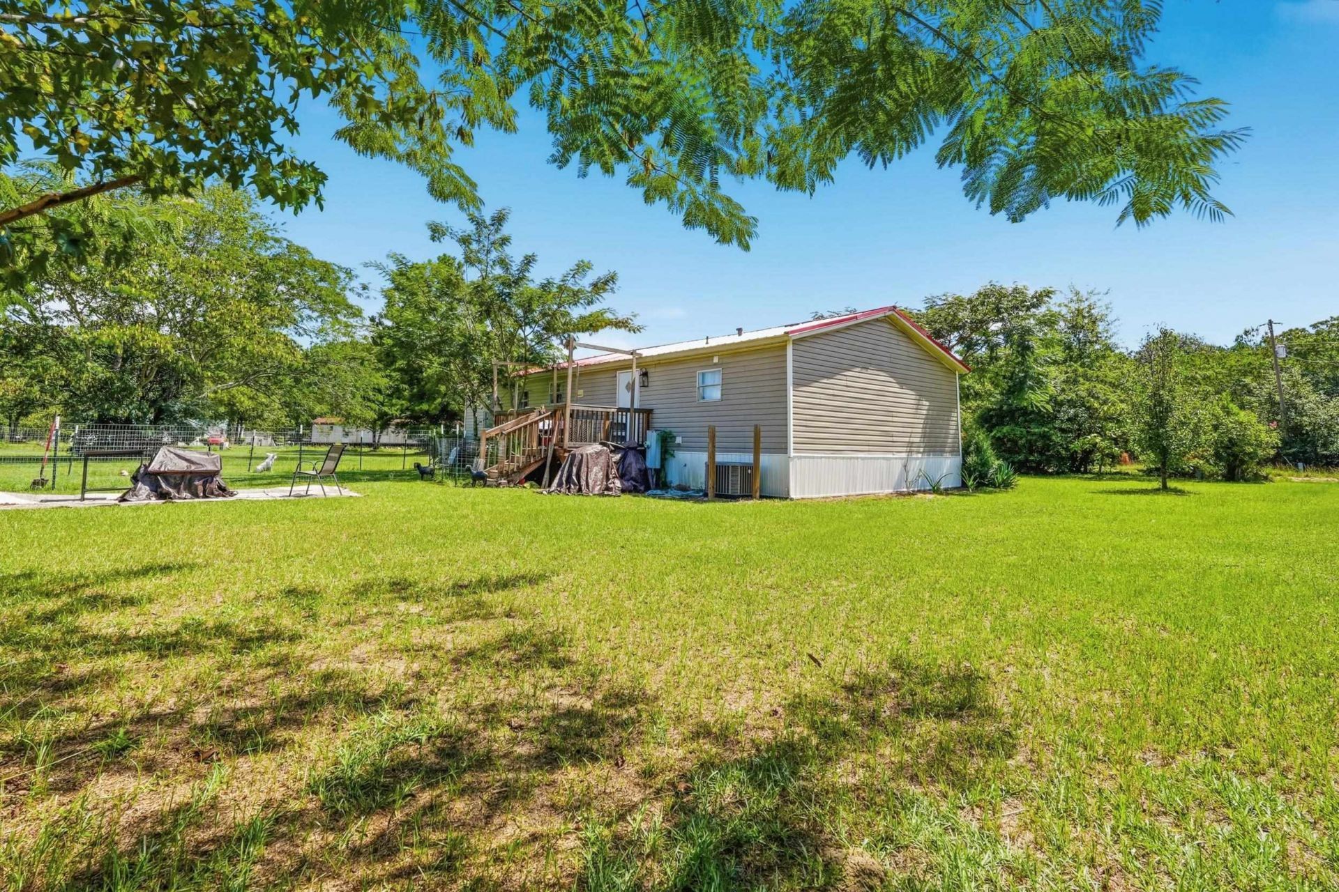 1359 Beechnut Dr. Photo 19