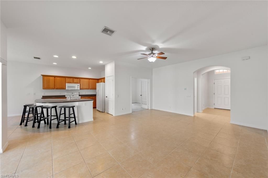 2410 Verdmont Ct, Cape Coral, FL 33991 Photo