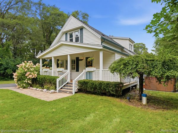 11705 Larkins Road, Brighton Township, Mi 48114