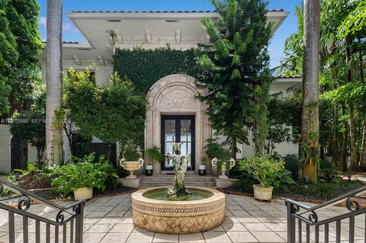 4 Palm Ave, Miami Beach, FL 33139 Photo