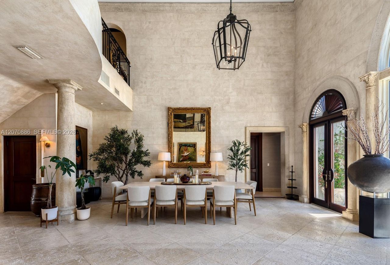 4 Palm Ave, Miami Beach, FL 33139 Photo