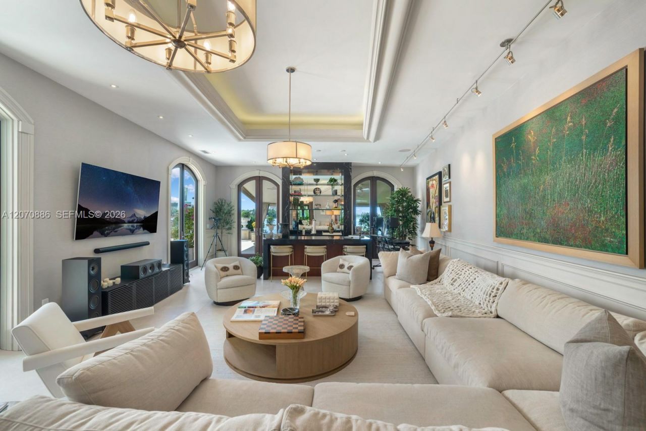 4 Palm Ave, Miami Beach, FL 33139 Photo