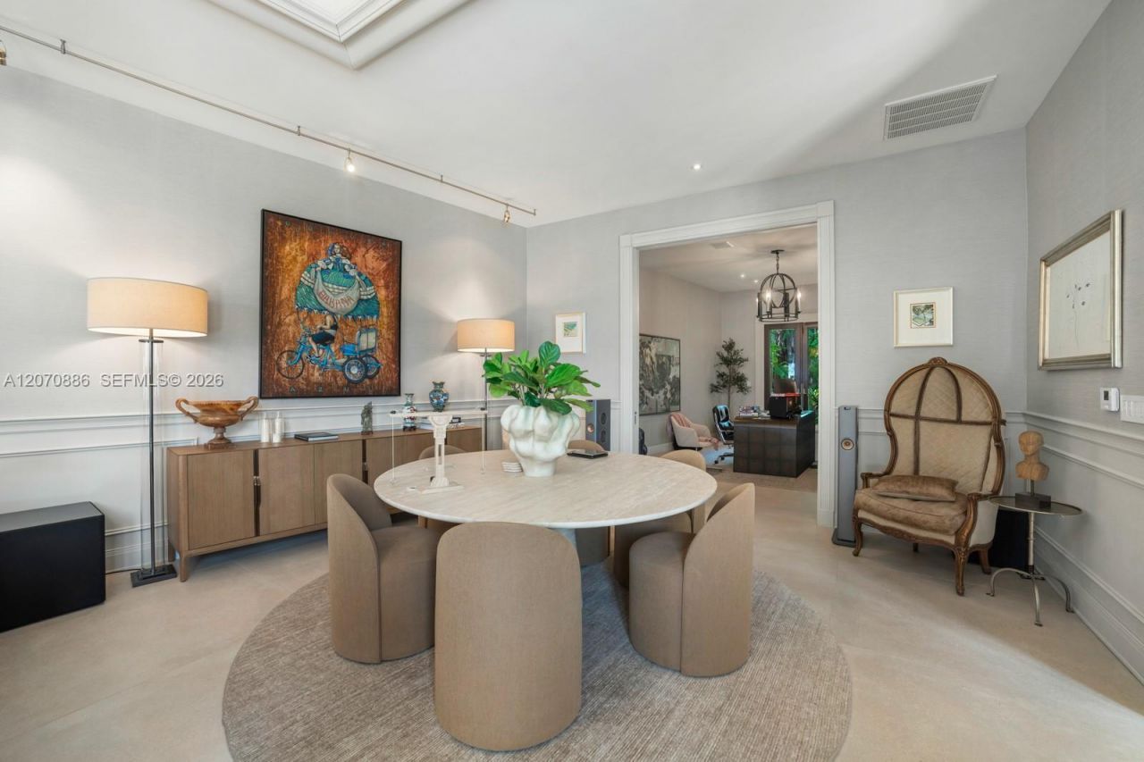 4 Palm Ave, Miami Beach, FL 33139 Photo