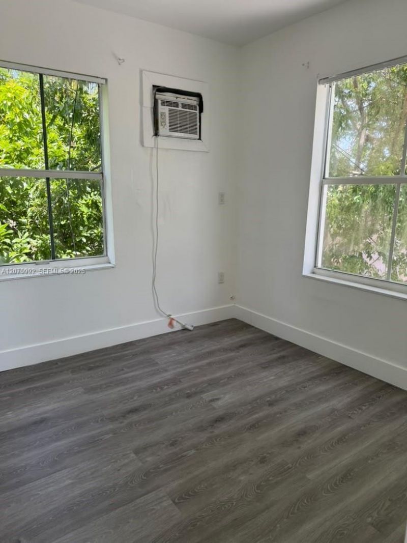1236 NW 28th St, Unit 2, Miami, FL 33142 Photo