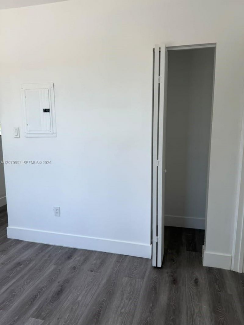 1236 NW 28th St, Unit 2, Miami, FL 33142 Photo