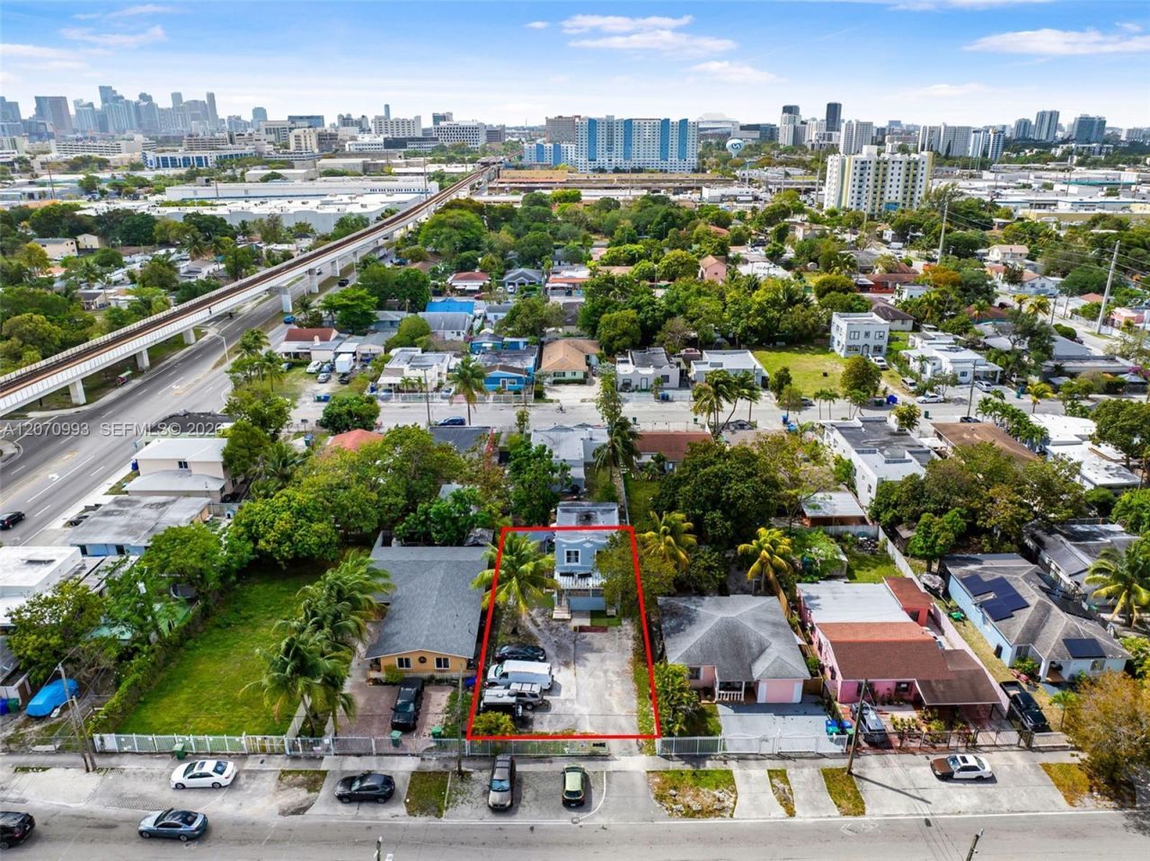 1236 NW 28th St , Unit 3, Miami, FL 33142 Photo