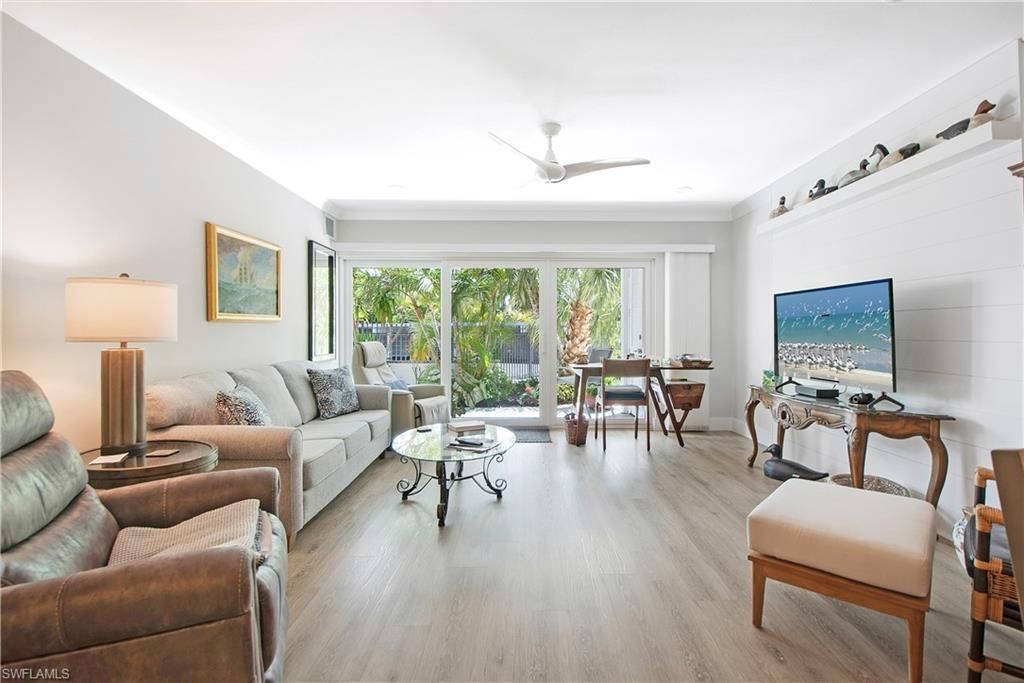 60 Pelican St W, Unit 103, Naples, FL 34113 Photo