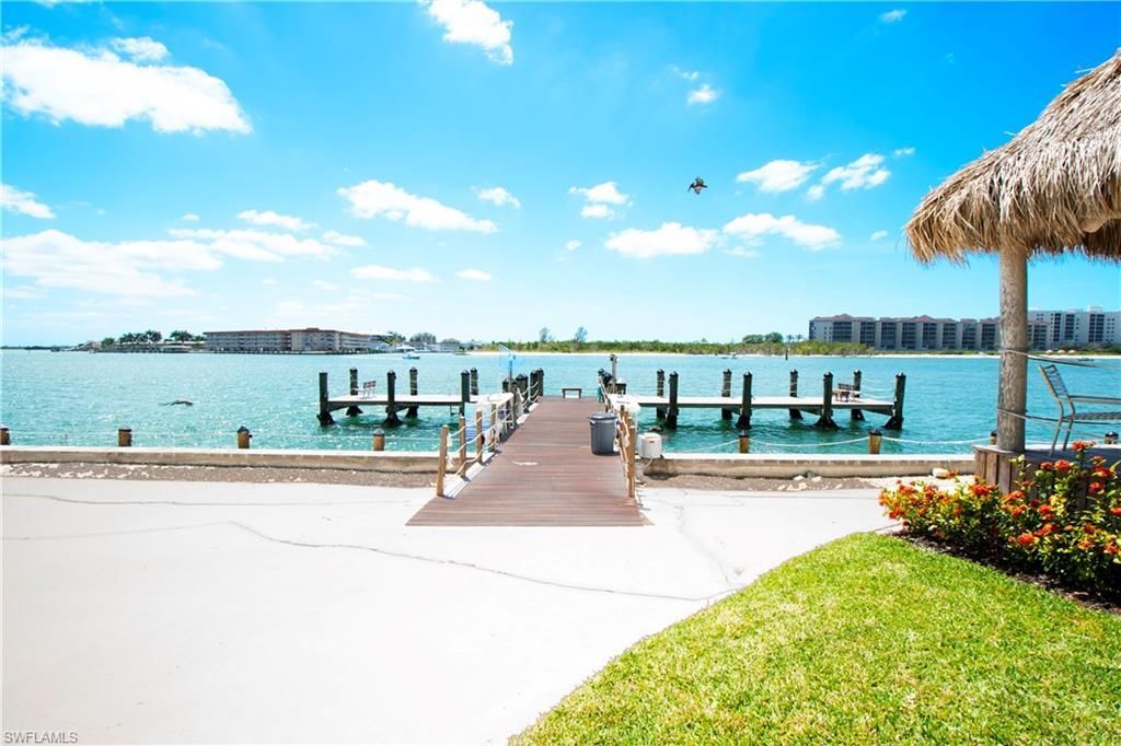 60 Pelican St W, Unit 103, Naples, FL 34113 Photo