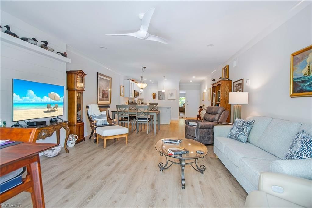 60 Pelican St W, Unit 103, Naples, FL 34113 Photo