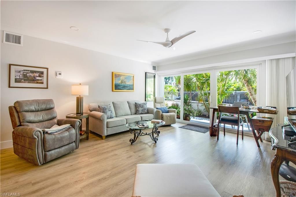 60 Pelican St W, Unit 103, Naples, FL 34113 Photo