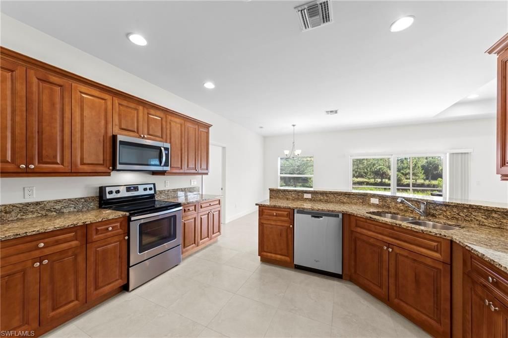 2233 18th Ave Ne, Naples, FL 34120 Photo