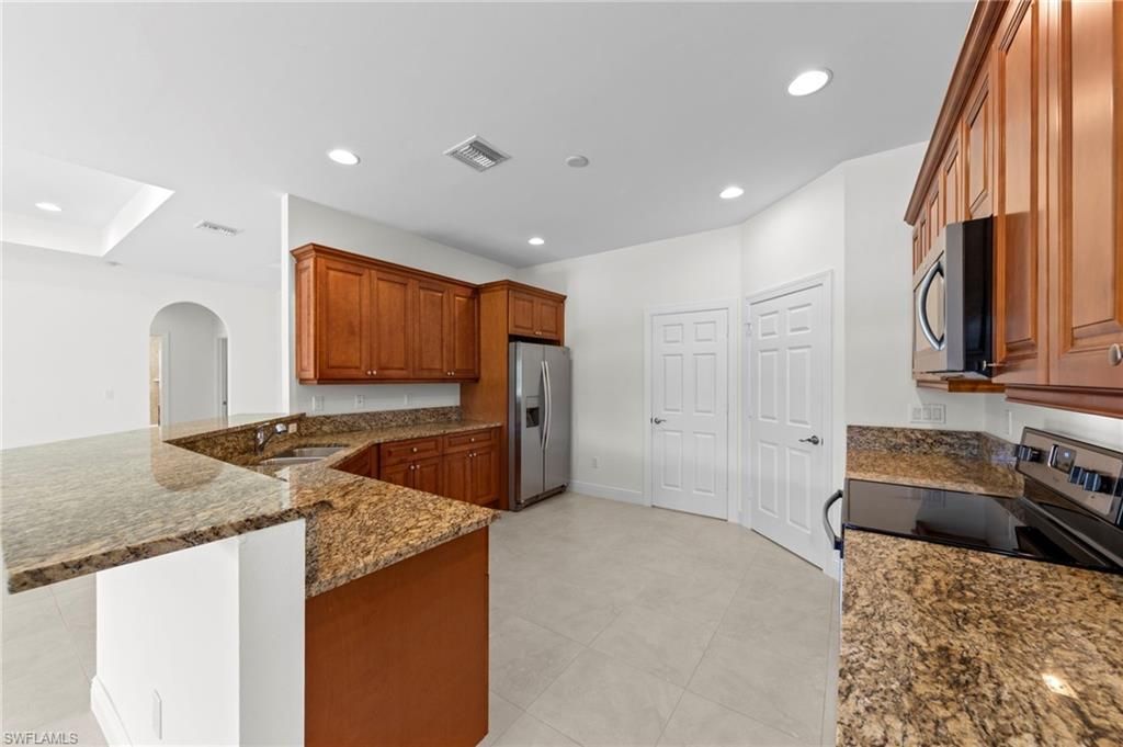 2233 18th Ave Ne, Naples, FL 34120 Photo