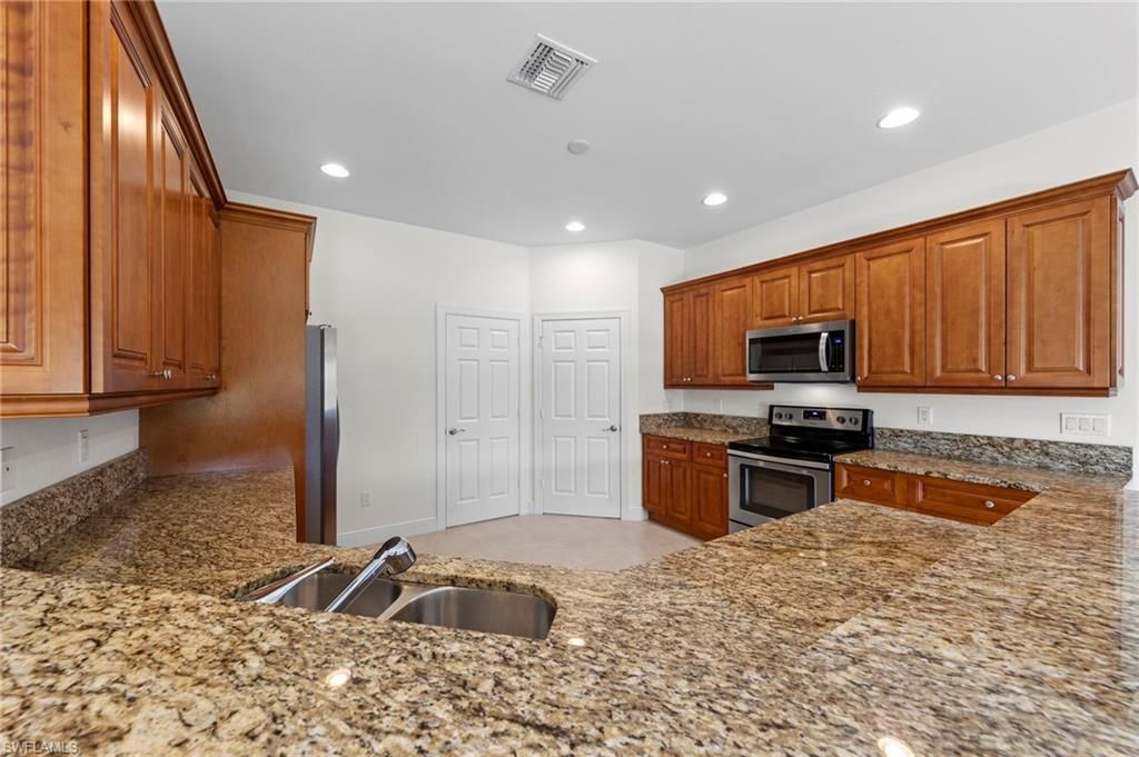 2233 18th Ave Ne, Naples, FL 34120 Photo