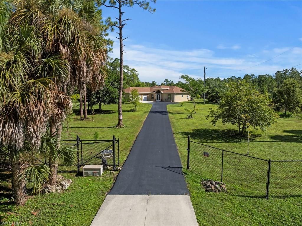 2233 18th Ave Ne, Naples, FL 34120 Photo