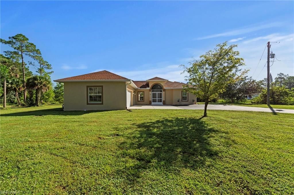 2233 18th Ave Ne, Naples, FL 34120 Photo