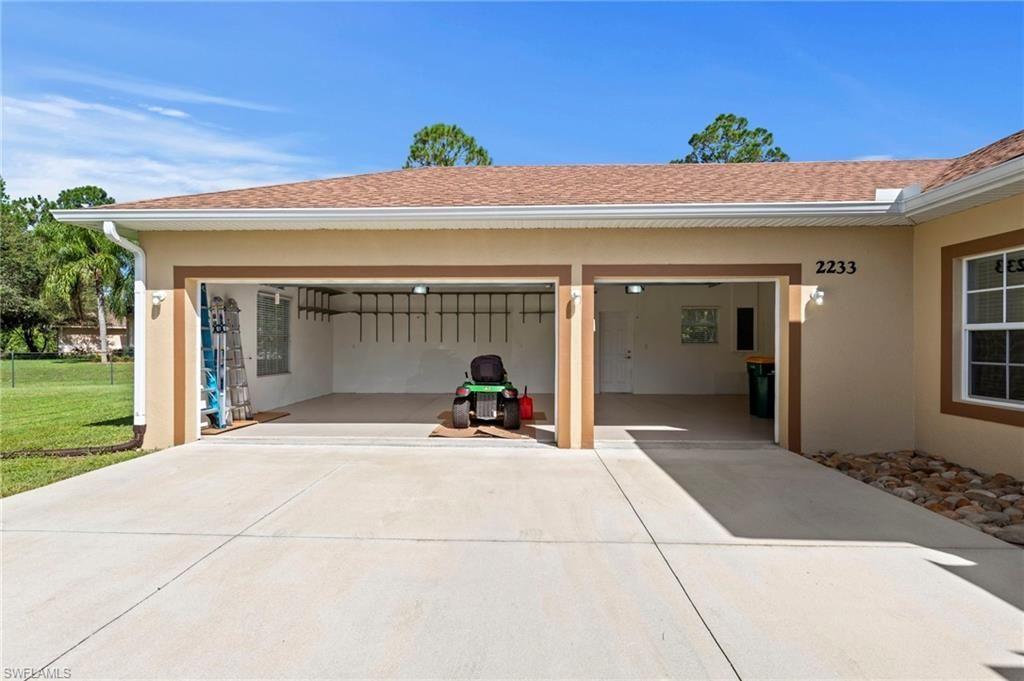 2233 18th Ave Ne, Naples, FL 34120 Photo