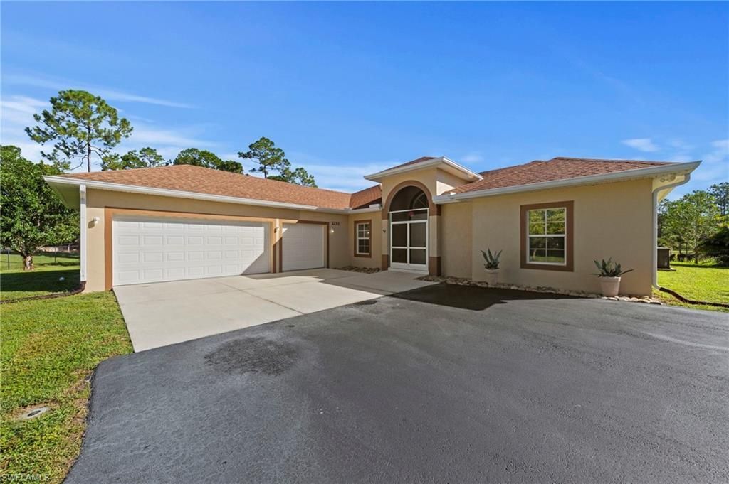 2233 18th Ave Ne, Naples, FL 34120 Photo