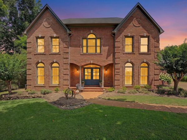 8957 CEDAR HOLLOW CV, Memphis, TN 38016