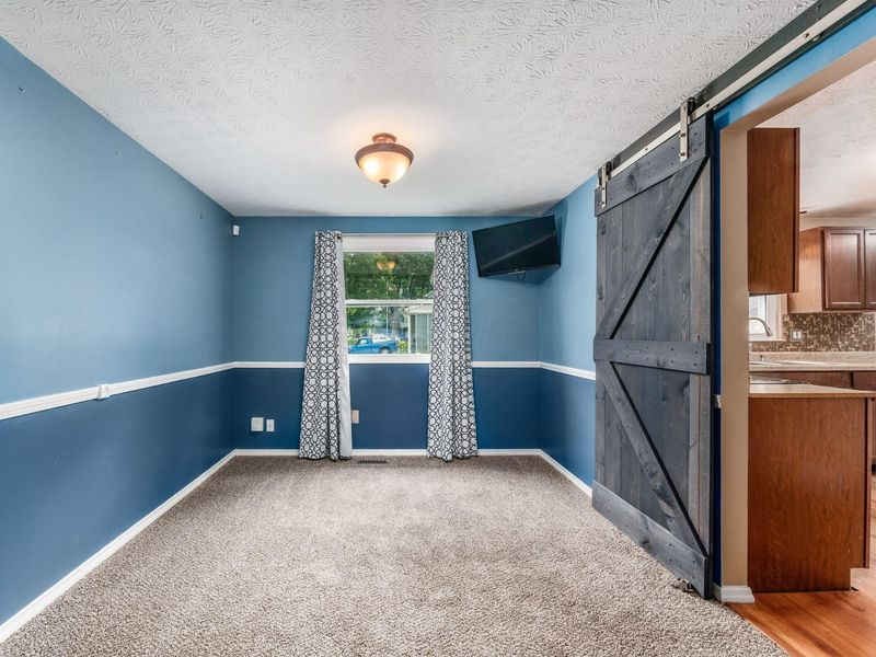 5960 Winterberry Drive , Galloway, OH 43119 Photo 11