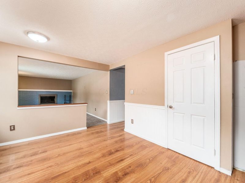 5960 Winterberry Drive , Galloway, OH 43119 Photo 16