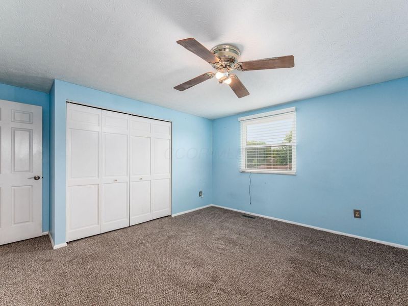 5960 Winterberry Drive , Galloway, OH 43119 Photo 28