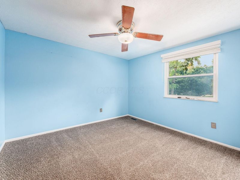 5960 Winterberry Drive , Galloway, OH 43119 Photo 29