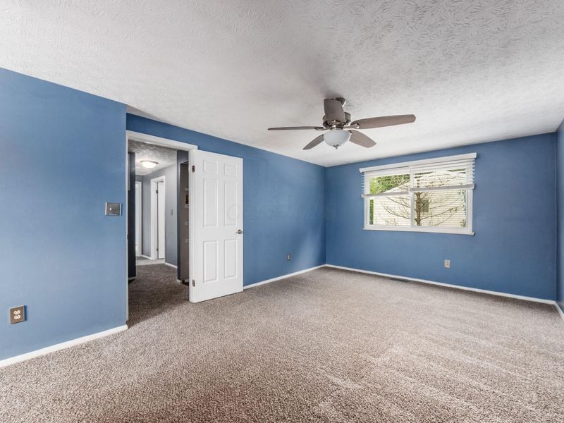5960 Winterberry Drive , Galloway, OH 43119 Photo 40