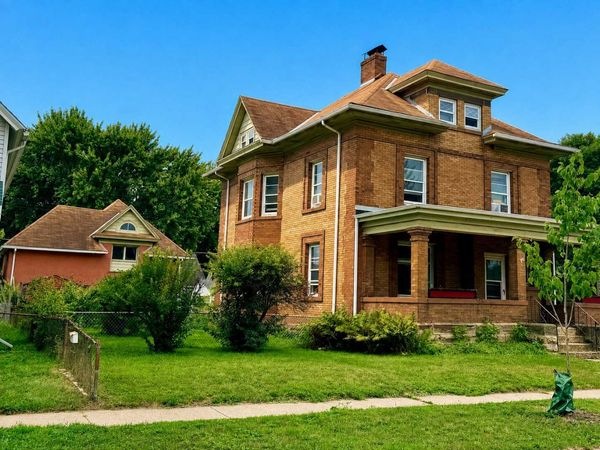 956 Tuscarora Avenue, Saint Paul, MN 55102
