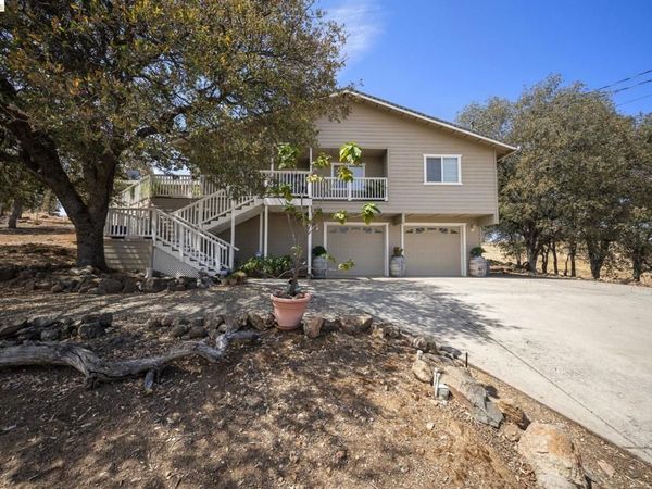 9729 Rastro Way, La Grange, CA 95329