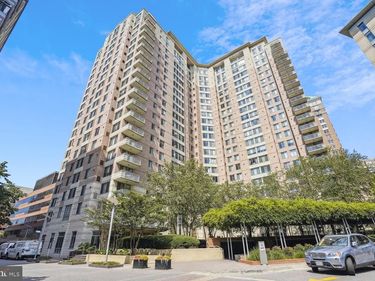 851 GLEBE N, Unit 2015, ARLINGTON, VA 22203
