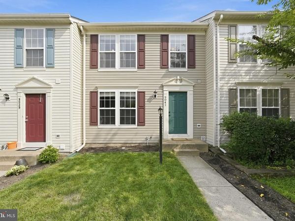 9041 FALCON GLEN COURT, BRISTOW, VA 20136