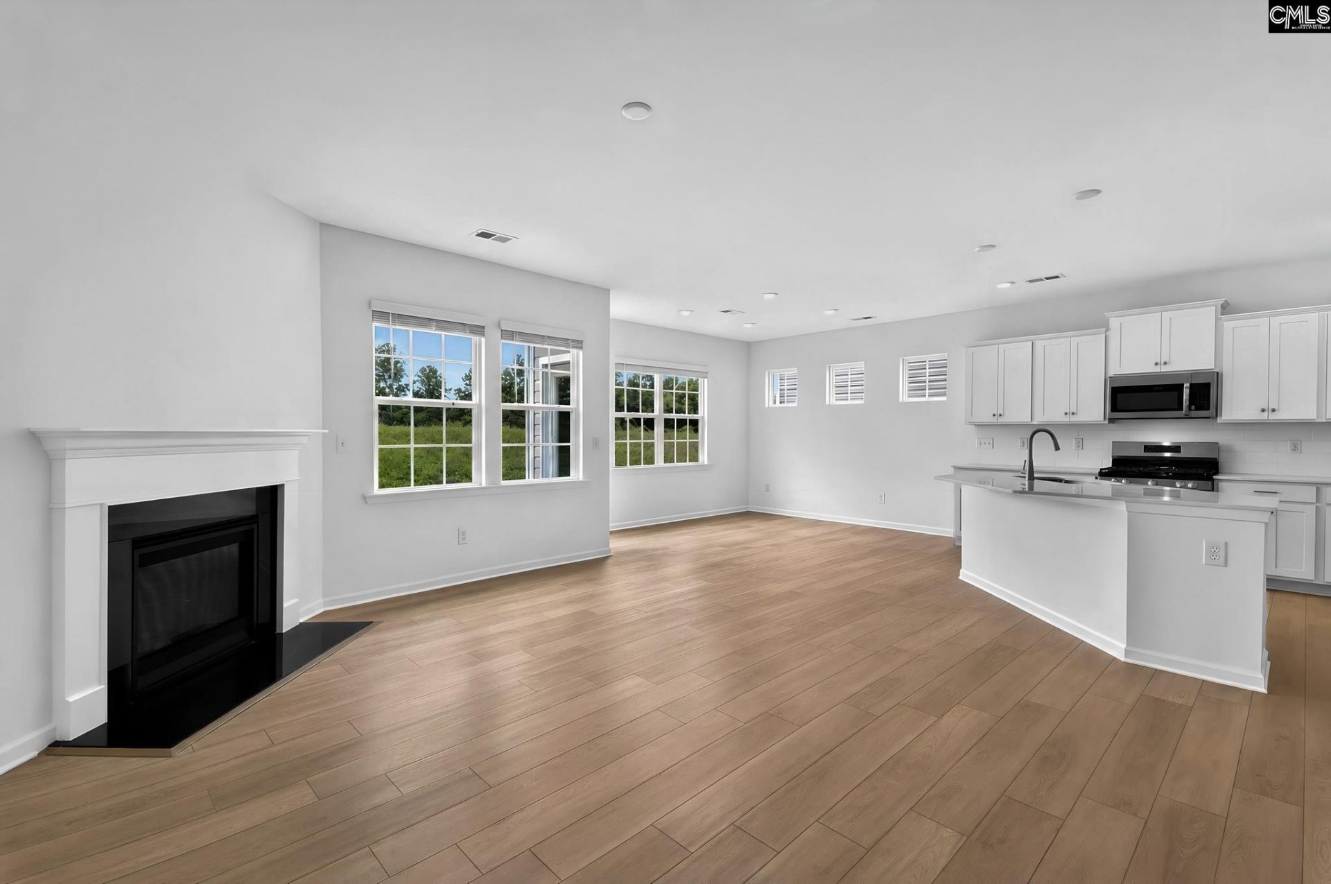 262 Foxglade Drive Photo 13