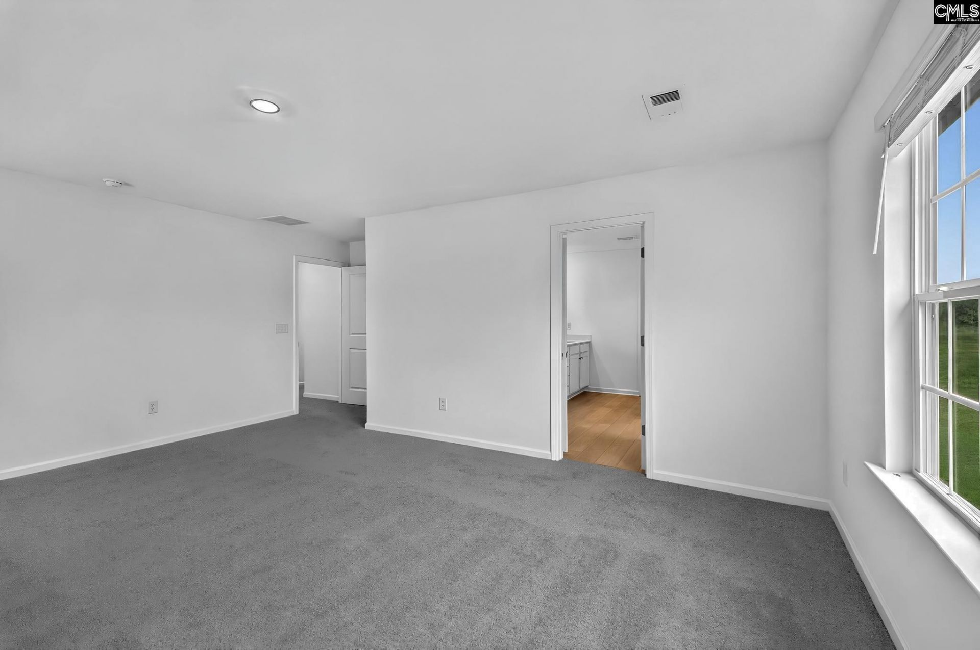 262 Foxglade Drive Photo 22
