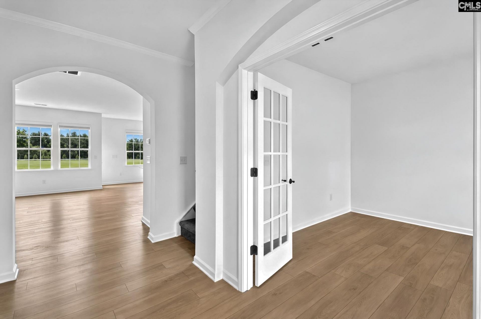 262 Foxglade Drive Photo 8