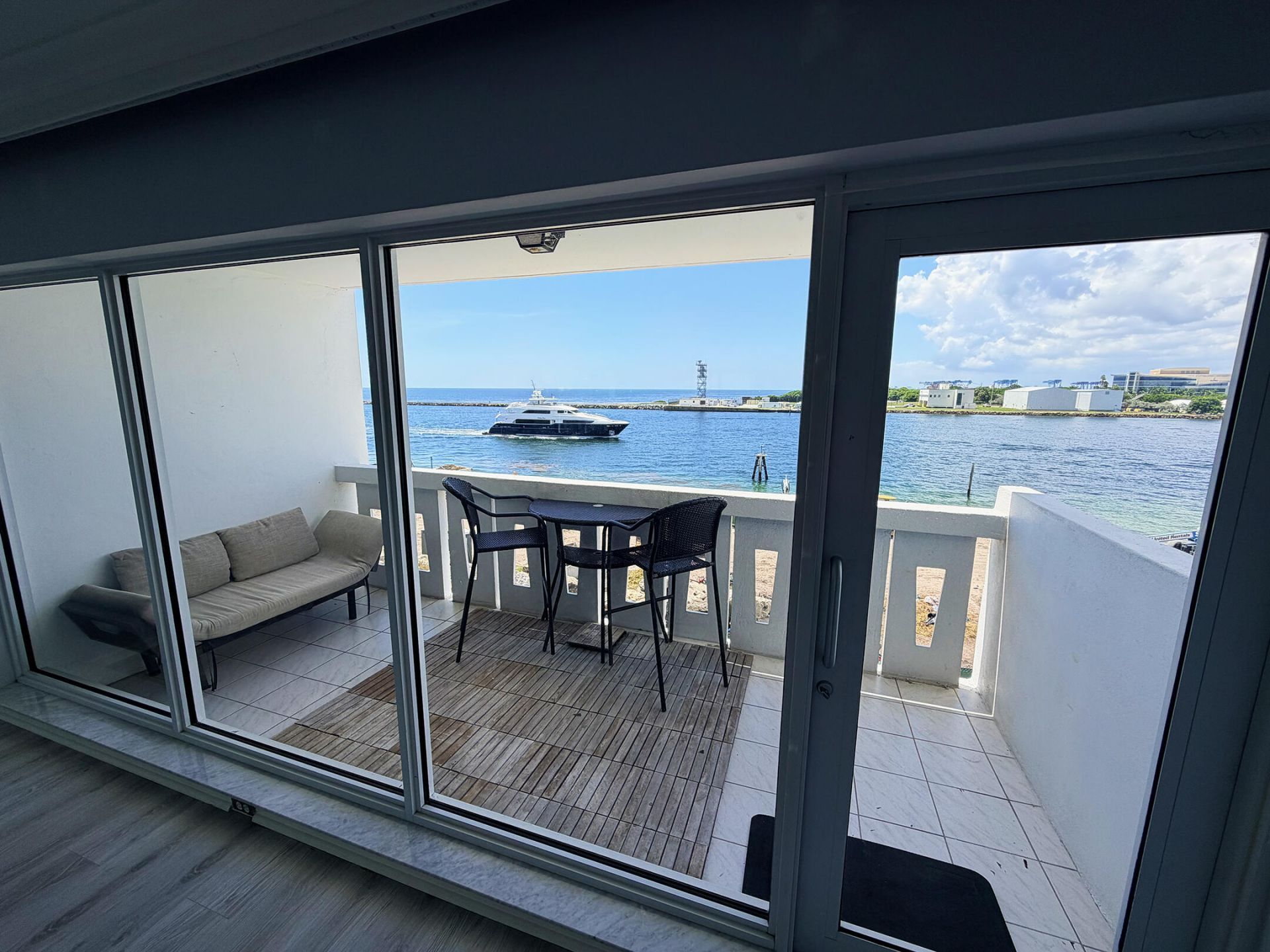 2100 S Ocean Drive, Unit 3H, Fort Lauderdale, FL 33316 Photo