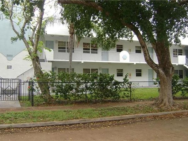 1925 Madison Street, Unit 17, Hollywood, FL 33020