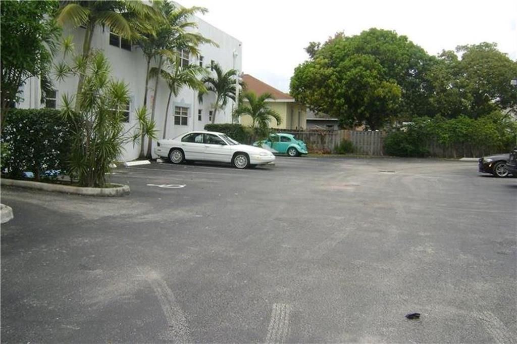 1925 Madison Street, Unit 17, Hollywood, FL 33020 Photo