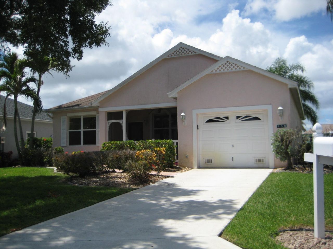 550 NW Portofino Lane, Port Saint Lucie, FL 34986 Photo