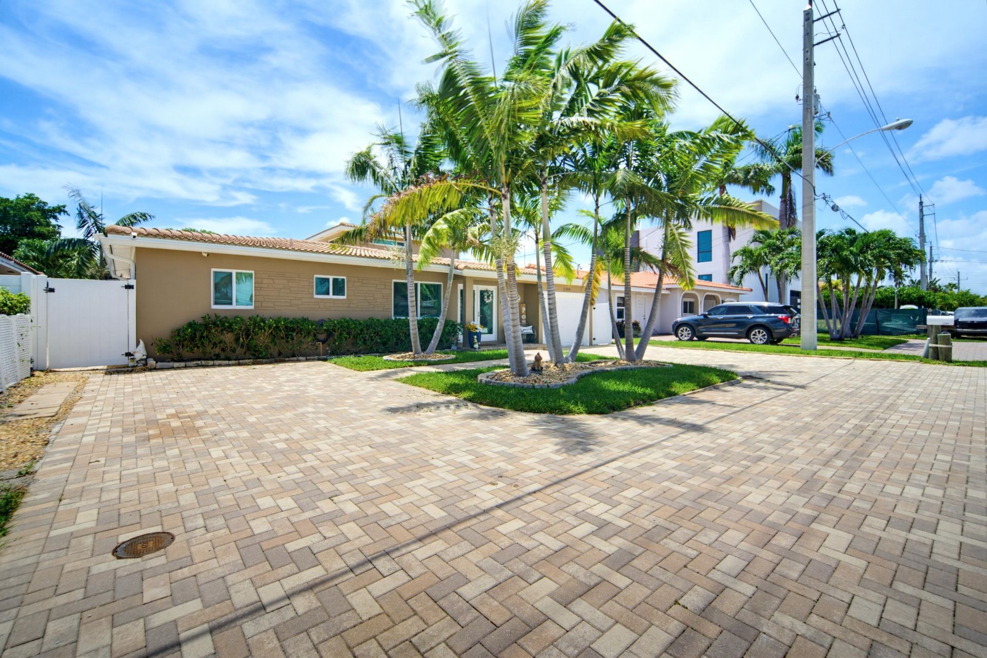 2360 SE 13th Court, Pompano Beach, FL 33062 Photo