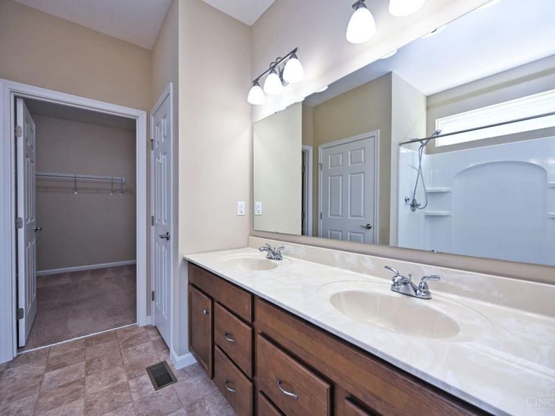 1006 Chatham Lane, Pierce Township, OH 45245 Photo 26