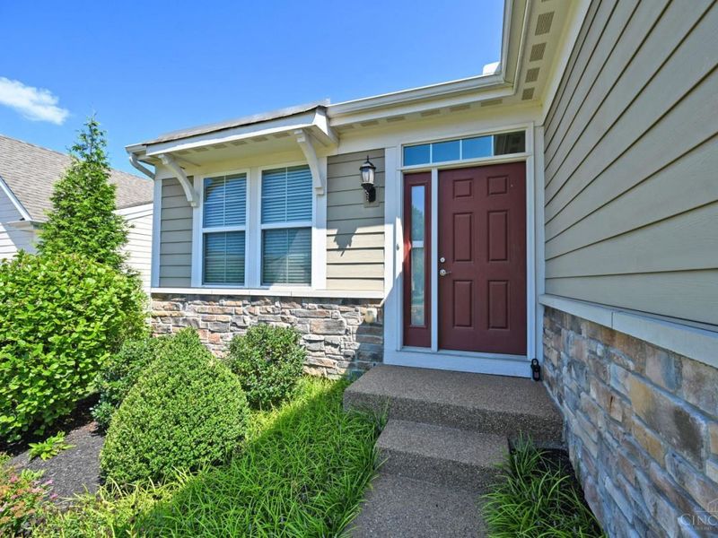 1006 Chatham Lane, Pierce Township, OH 45245 Photo 4