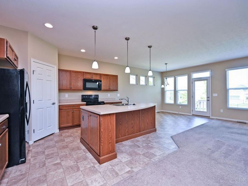 1006 Chatham Lane, Pierce Township, OH 45245 Photo 8