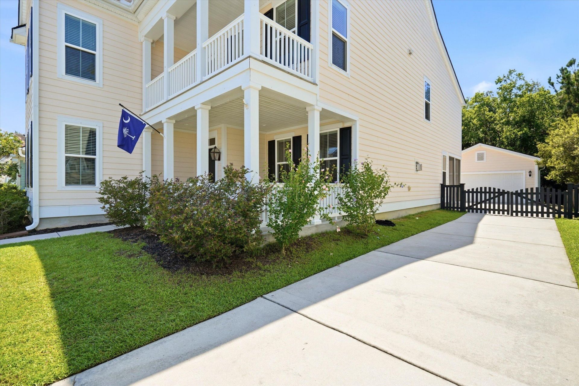 2869 Rutherford Way Photo 2