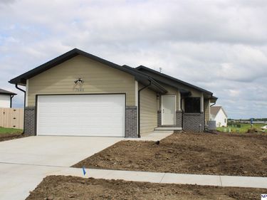 7640 N 50th Street, Lincoln, NE 68514