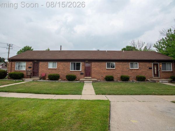 2172 Philomene Boulevard, Lincoln Park, Mi 48146