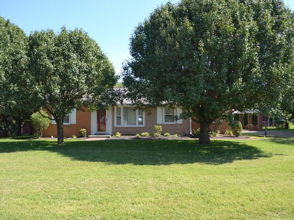 905 Joyce Ln , Nashville, TN 37216