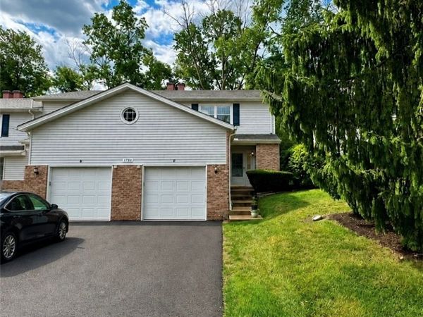 1780 Rolling Hills Drive, Unit F, Twinsburg, OH 44087