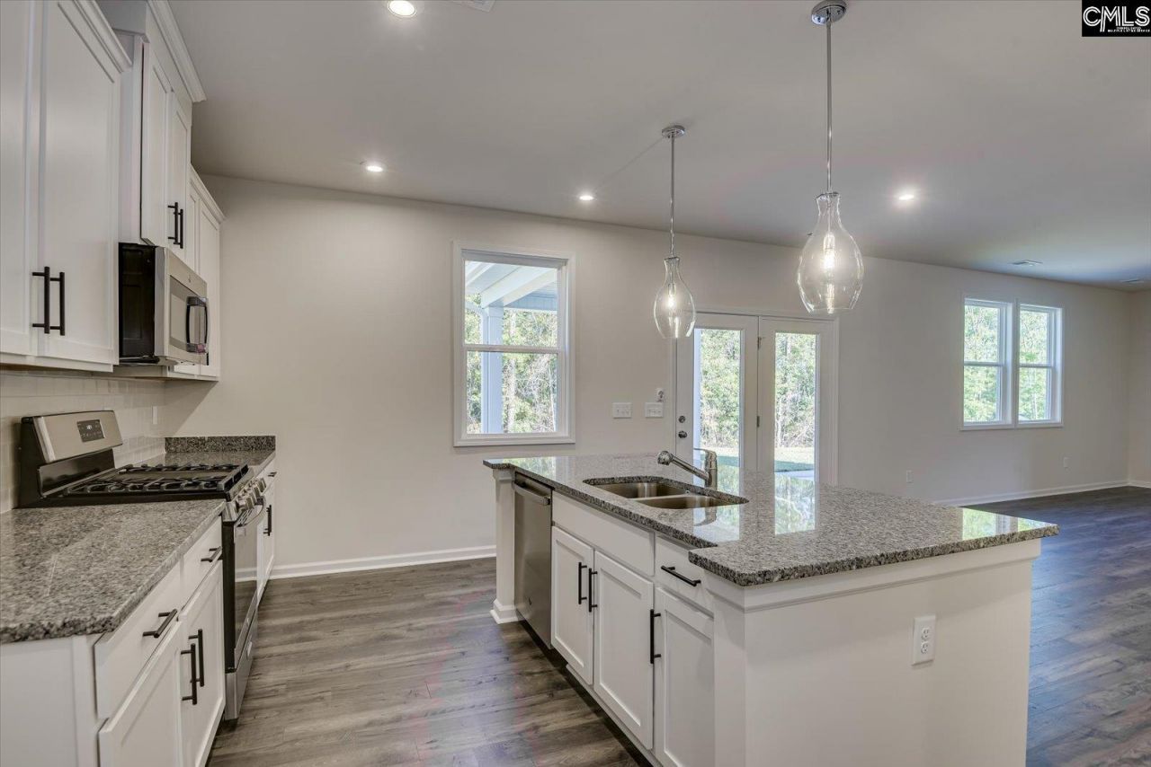 302 Summer Orchard Drive  Photo 12