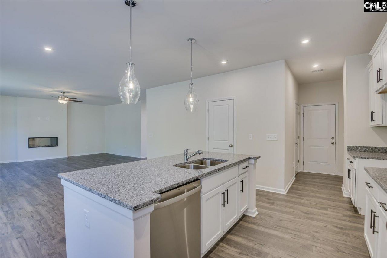 302 Summer Orchard Drive  Photo 13