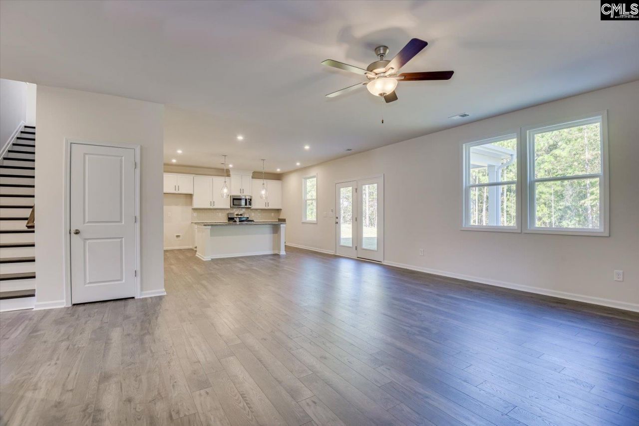 302 Summer Orchard Drive  Photo 8